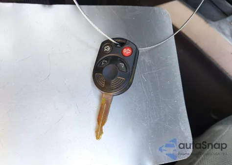 2010 Ford Escape Xlt from USA, damaged, VIN 1FMCU0DGXAKA11372